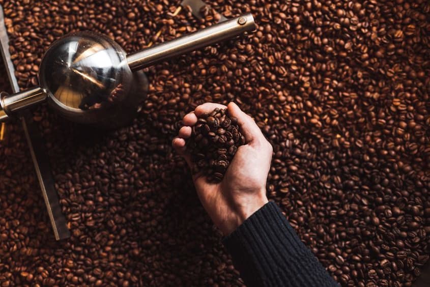 Roasted coffee beans